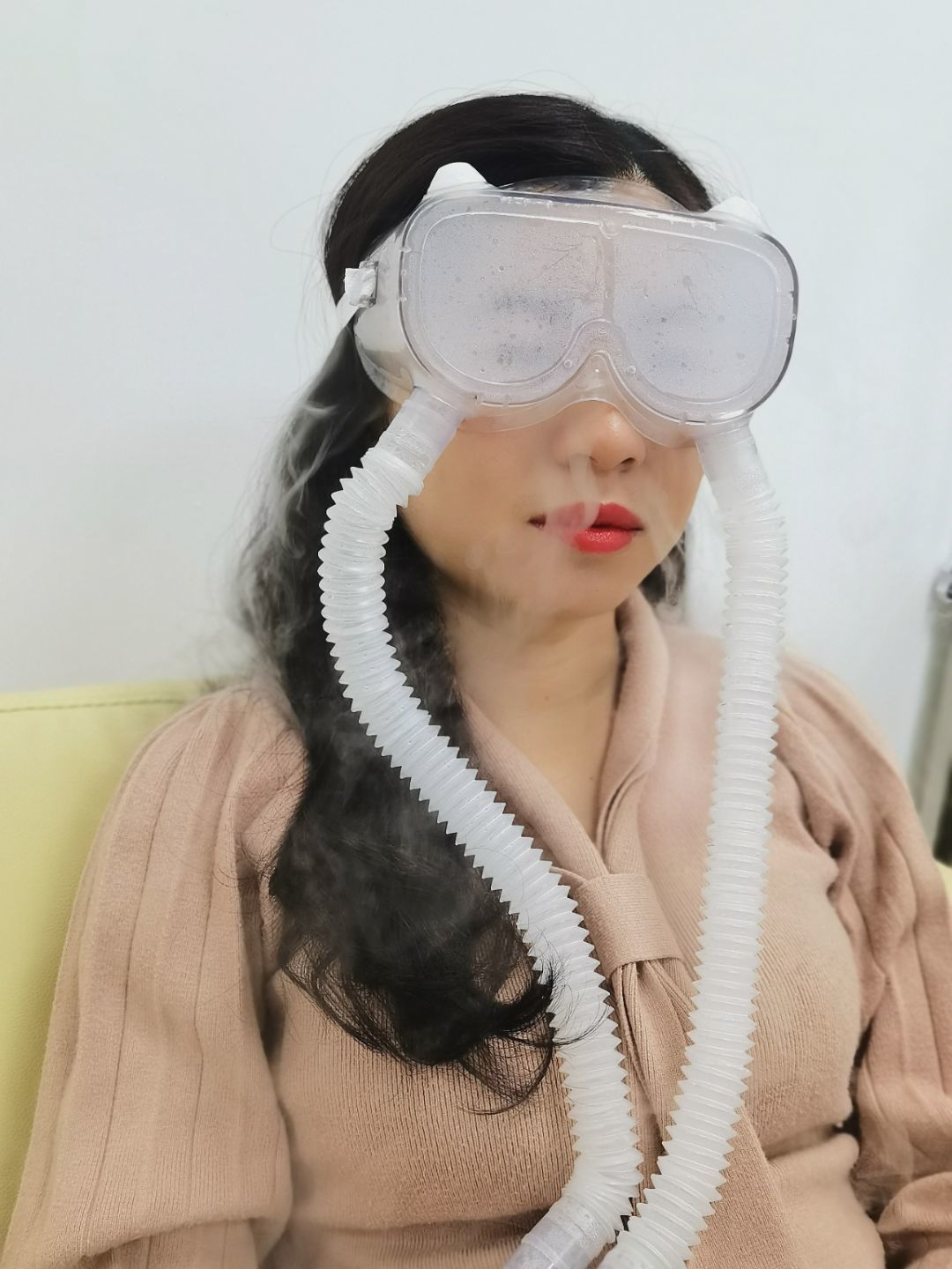 眼睛干澀、疲倦、刺痛……注意了！“干眼癥”可能找上你了！