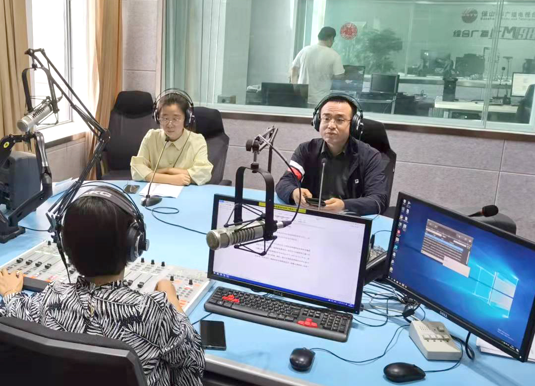 9月8日北京腫瘤、放療專家張穎東主任與您相約保山廣播電視臺《987在路上》欄目