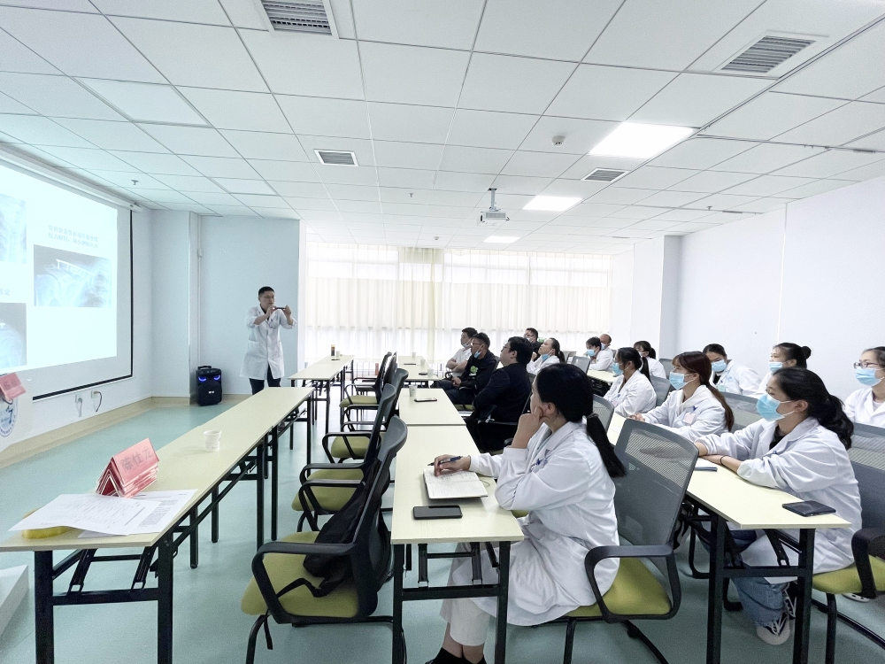 【保山安利醫(yī)院】“談骨論筋，康復(fù)相伴”骨科康復(fù)學術(shù)沙龍圓滿結(jié)束！
