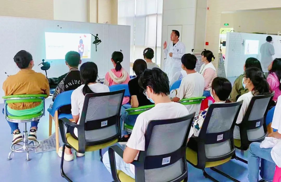 【保山安利醫(yī)院】康復醫(yī)學科第七期青少年脊柱健康公益培訓班圓滿結(jié)束
