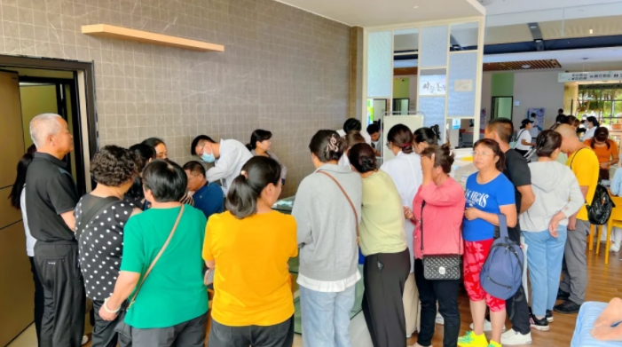 保山安利醫(yī)院圓滿開(kāi)展《中醫(yī)文化節(jié)義診活動(dòng)》